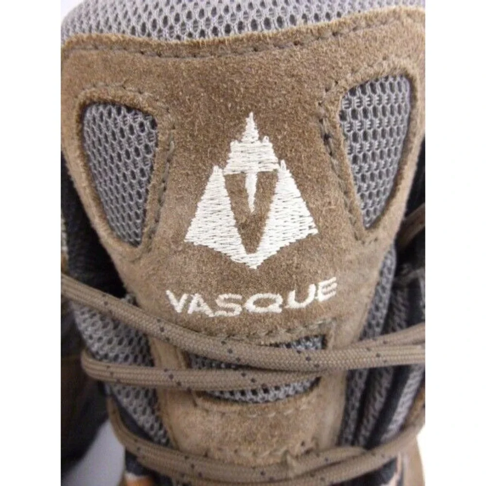 Vasque 7200 Breeze Boots Youth Size 6M Mid Ankle Hiking Waterproof Brown